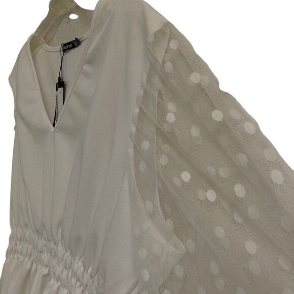 Boohoo Dobby Polkadot White Mesh Peplum plus size top 20 NEW - Picture 5 of 9